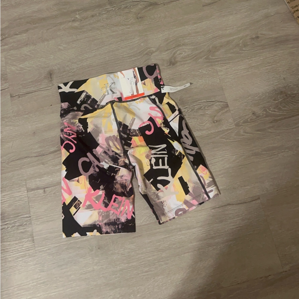 Calvin Klein Black and Pink Bike Shorts with Abstract Print - Picture 4 of 9